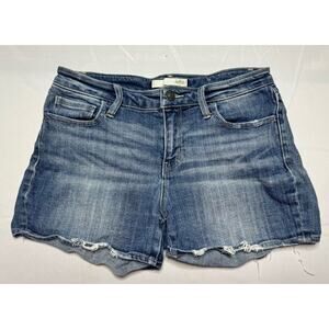 Daytrip Virgo Women's Med Wash Distressed Denim Shorts - Size 27 (3" Inseam)*